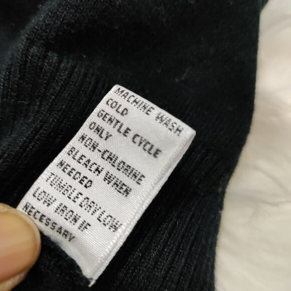 Chaus Black button Down Cardigan Cropped with 3/4 Sleeves L/ XL - Picture 10 of 11